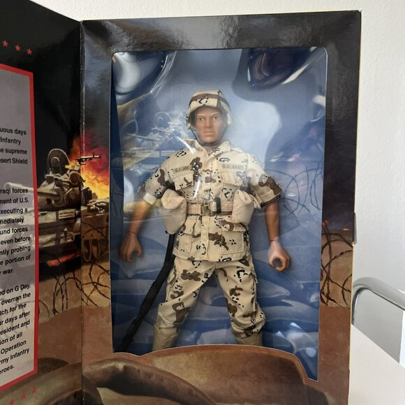 GI Joe Classic Collection U.S. Army Infantry 1996 Limited Edition - NIB - Picture 3 of 6